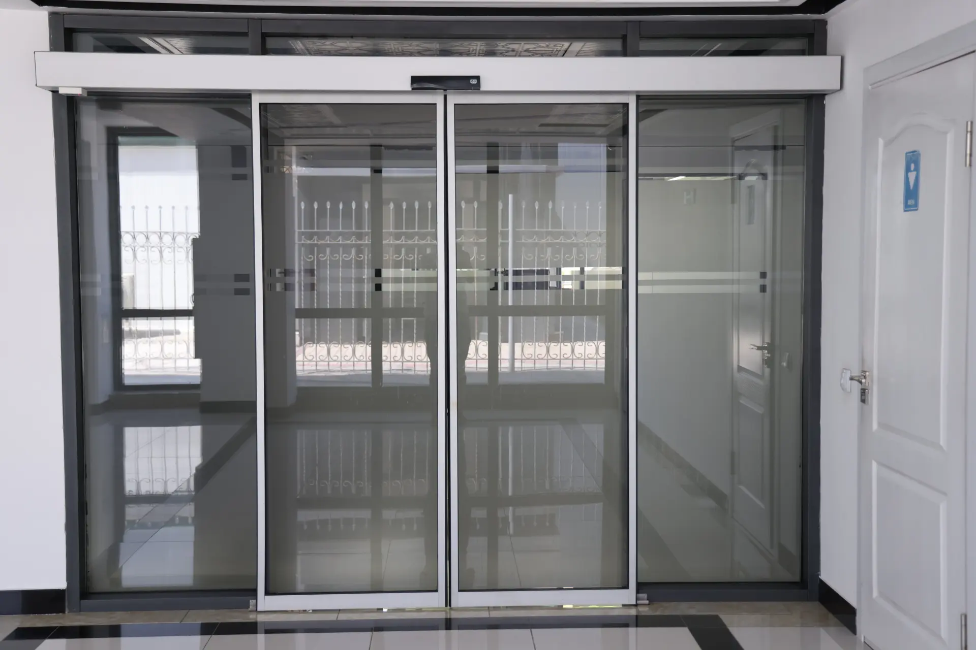 Types of Automatic Doors for Retail Use